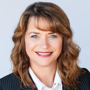 Meet your Posher, Lorri